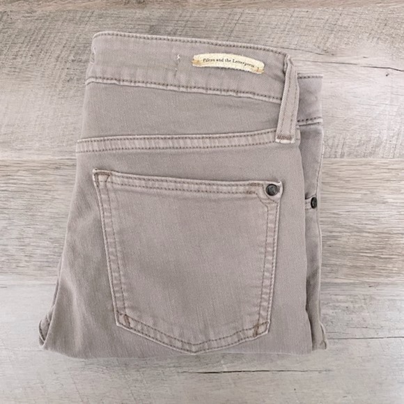 Pilcro Anthropologie Stet Neutral Brown Mid Rise Ankle Jeans Size 26 - Picture 7 of 13